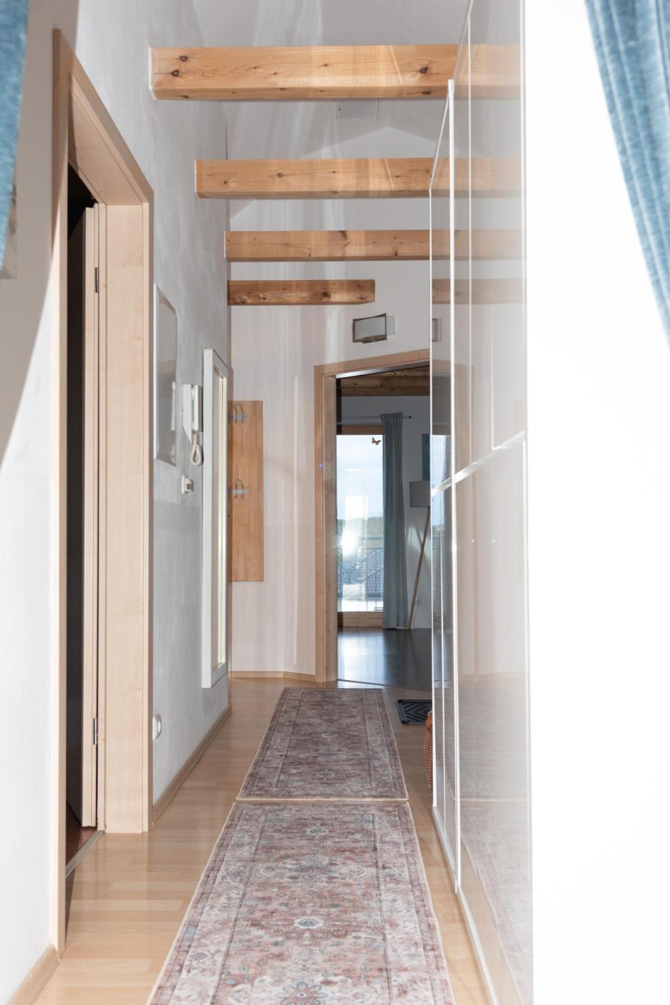 Moderne, gemütliche DG-Wohnung in ruhiger Lage Neunburg vorm Wald Exterior foto